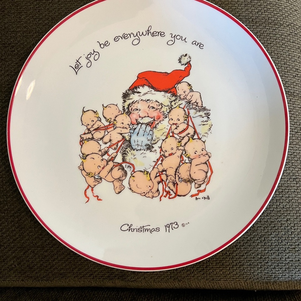 Vintage Kewpie Doll Plate Christmas 1973 Santa Let Joy Be Everywhere You Plate
